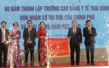 Kỷ niệm 60 năm th&agrave;nh lập, Trường Cao đẳng Y tế Th&aacute;i B&igrave;nh đ&oacute;n nhận cờ thi đua của Ch&iacute;nh phủ v&agrave; khai giảng năm học 2020- 2021 