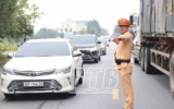 Tăng cường bảo đảm trật tự an to&agrave;n giao th&ocirc;ng