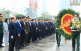 Viếng liệt sĩ, d&acirc;ng hương tưởng niệm Chủ tịch Hồ Ch&iacute; Minh v&agrave; đồng ch&iacute; Nguyễn Đức Cảnh