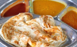 Roti canai - b&aacute;nh m&igrave; truyền thống m&ecirc; hoặc thực kh&aacute;ch ở Malaysia