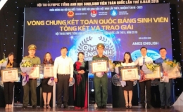 Tr&ecirc;n 400.000 bạn trẻ tham gia cuộc thi Olympic tiếng Anh to&agrave;n quốc 2018