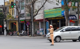 Th&agrave;nh phố: Gần 3.100 trường hợp vi phạm an to&agrave;n giao th&ocirc;ng