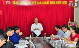 Gi&aacute;m s&aacute;t việc l&atilde;nh đạo, chỉ đạo thực hiện Nghị quyết số 33 tại Đảng ủy Sở Văn h&oacute;a, Thể thao v&agrave; Du lịch v&agrave; trong to&agrave;n ng&agrave;nh.