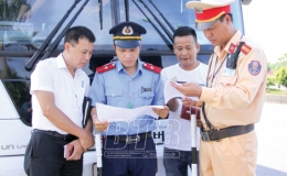 Bảo đảm trật tự an to&agrave;n giao th&ocirc;ng dịp cuối năm