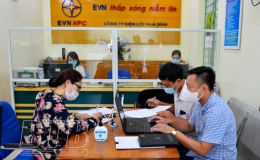 Điện lực th&agrave;nh phố: Lợi &iacute;ch k&eacute;p từ chuyển đổi số