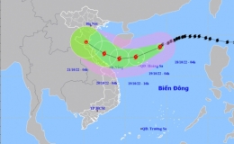 B&atilde;o số 6 giật cấp 15 tr&ecirc;n Biển Đ&ocirc;ng, suy yếu trước khi đổ bộ đất liền