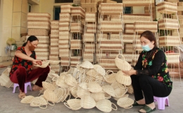  &ldquo;Đ&ograve;n bẩy&rdquo; tho&aacute;t ngh&egrave;o