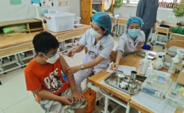 Gần 133.000 liều vaccine ph&ograve;ng COVID-19 được ti&ecirc;m trong ng&agrave;y 18/10