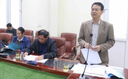 Gi&aacute;m s&aacute;t việc thực hiện c&aacute;c quy định của ph&aacute;p luật về m&ocirc;i trường