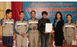 Li&ecirc;n đo&agrave;n Lao động huyện Đ&ocirc;ng Hưng: C&ocirc;ng bố quyết định th&agrave;nh lập 2 c&ocirc;ng đo&agrave;n cơ sở