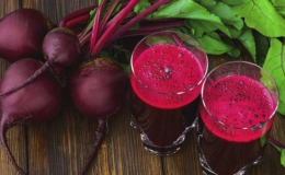 Lợi &iacute;ch kh&ocirc;ng ngờ của nước &eacute;p cần t&acirc;y v&agrave; củ dền