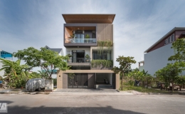 Nh&agrave; ống 5 ph&ograve;ng ngủ, c&oacute; cả gara &ocirc; t&ocirc; ngập tr&agrave;n &aacute;nh s&aacute;ng