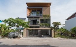 Nh&agrave; ống c&oacute; 4 giếng trời