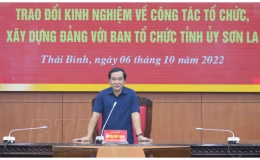 Trao đổi kinh nghiệm về c&ocirc;ng t&aacute;c tổ chức x&acirc;y dựng Đảng v&agrave; triển khai phần mềm &ldquo;Sổ tay đảng vi&ecirc;n điện tử&rdquo;