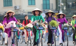 &Aacute;o d&agrave;i kết nối du lịch v&agrave; di sản H&agrave; Nội