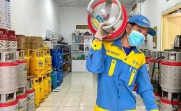 Gi&aacute; gas tăng th&aacute;ng thứ 3 li&ecirc;n tiếp