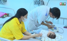 Nhiều bệnh nhi nhập viện do mắc virus hợp b&agrave;o h&ocirc; hấp