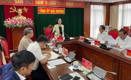 Thường trực Ban B&iacute; thư Trương Thị Mai l&agrave;m việc với Ban Thường vụ Tỉnh ủy Hải Dương