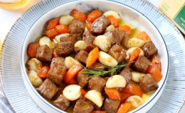 C&aacute;ch l&agrave;m b&ograve; l&uacute;c lắc bơ tỏi thơm ngon, đậm vị