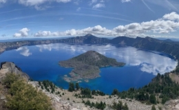 Kh&aacute;m ph&aacute; hồ nước s&acirc;u nhất nước Mỹ h&igrave;nh th&agrave;nh từ miệng n&uacute;i lửa