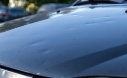 Mẹo t&igrave;m ra vết l&otilde;m ẩn tr&ecirc;n th&acirc;n xe