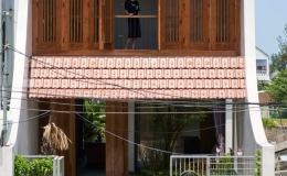 Nh&agrave; phố với hệ m&aacute;i &Aacute; Đ&ocirc;ng mang &acirc;m hưởng Hội An