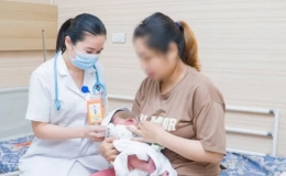 Tuần lễ L&agrave;m mẹ an to&agrave;n năm 2024: "Kh&aacute;m thai, sinh đẻ tại cơ sở y tế để an to&agrave;n cho mẹ, mạnh khỏe cho con"