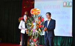 Hội thi &ldquo;N&eacute;t đẹp người gi&aacute;o vi&ecirc;n mầm non th&agrave;nh phố&rdquo;