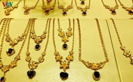 Gi&aacute; v&agrave;ng trong nước tiếp tục giảm mạnh