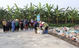 Bắc Ninh: Đẩy mạnh vai tr&ograve; của phụ nữ trong bảo vệ m&ocirc;i trường, g&oacute;p phần x&acirc;y dựng n&ocirc;ng th&ocirc;n mới