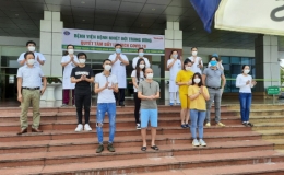 Việt Nam c&oacute; hai ca nhập cảnh, 17 ca được c&ocirc;ng bố khỏi bệnh