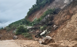 Ảnh hưởng của mưa lớn g&acirc;y nhiều thiệt hại tại c&aacute;c địa phương