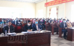  Tập huấn kiến thức về an to&agrave;n giao th&ocirc;ng, an ninh trật tự