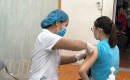 Th&aacute;i B&igrave;nh: Từ ng&agrave;y 3-6/11 triển khai ti&ecirc;m vắc-xin ph&ograve;ng Covid-19 đợt 18