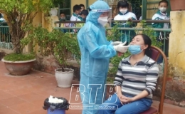 Th&agrave;nh phố khẩn trương truy vết, kh&ocirc;ng để dịch l&acirc;y lan 