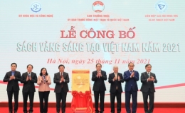 Vinh danh 76 c&ocirc;ng tr&igrave;nh ti&ecirc;u biểu trong s&aacute;ch v&agrave;ng s&aacute;ng tạo Việt Nam năm 2021