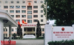 Bộ Gi&aacute;o dục v&agrave; Đ&agrave;o tạo sẽ tập trung ph&ecirc; duyệt cho c&aacute;c cơ sở tổ chức thi IELTS, TOEFL
