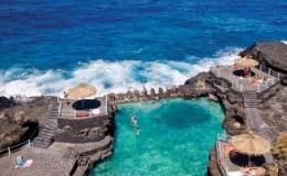 N&eacute;t chấm ph&aacute; ấn tượng tr&ecirc;n Đại T&acirc;y Dương