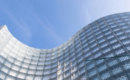 Nh&agrave; bọc k&iacute;nh v&ocirc; cực ở miền T&acirc;y