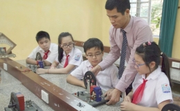 200 nh&agrave; gi&aacute;o, c&aacute;n bộ ti&ecirc;u biểu nhận Bằng khen của Bộ trưởng Gi&aacute;o dục v&agrave; Đ&agrave;o tạo