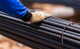 Gi&aacute; th&eacute;p tăng sau nhiều th&aacute;ng đứng y&ecirc;n