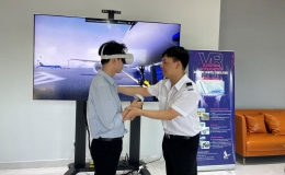 Giảng vi&ecirc;n thiết kế m&ocirc; h&igrave;nh s&acirc;n bay 3D