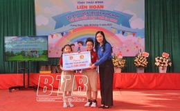 Li&ecirc;n hoan c&aacute;c đội tuy&ecirc;n truyền măng non về t&igrave;m hiểu Luật Trẻ em