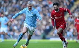 Liverpool h&ograve;a nghẹt thở Man City