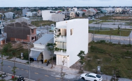 Nh&agrave; ống 60m2 ngo&agrave;i x&acirc;y k&iacute;n, trong đầy &aacute;nh s&aacute;ng