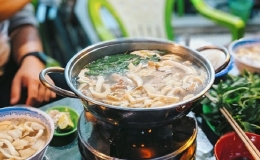 Ăn g&igrave; khi đến Đ&agrave; Lạt m&ugrave;a mưa?