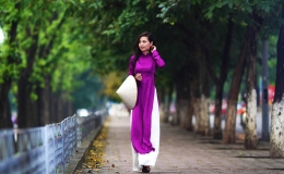 &Aacute;o d&agrave;i xứ Huế