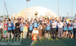 C&ocirc;ng ty T&acirc;n Đệ bế mạc ng&agrave;y hội thể thao v&agrave; trao giải c&aacute;c m&ocirc;n thi đấu