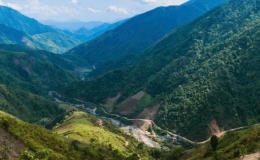 Kh&aacute;m ph&aacute; vẻ đẹp h&ugrave;ng vĩ của T&acirc;y Bắc qua h&agrave;nh tr&igrave;nh chinh phục đỉnh Pu Si Lung