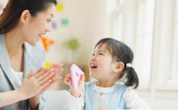  Những lời khuy&ecirc;n cho cha mẹ trong giao tiếp với con